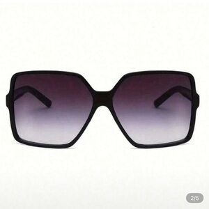 Chic Black Gradient Sunglasses